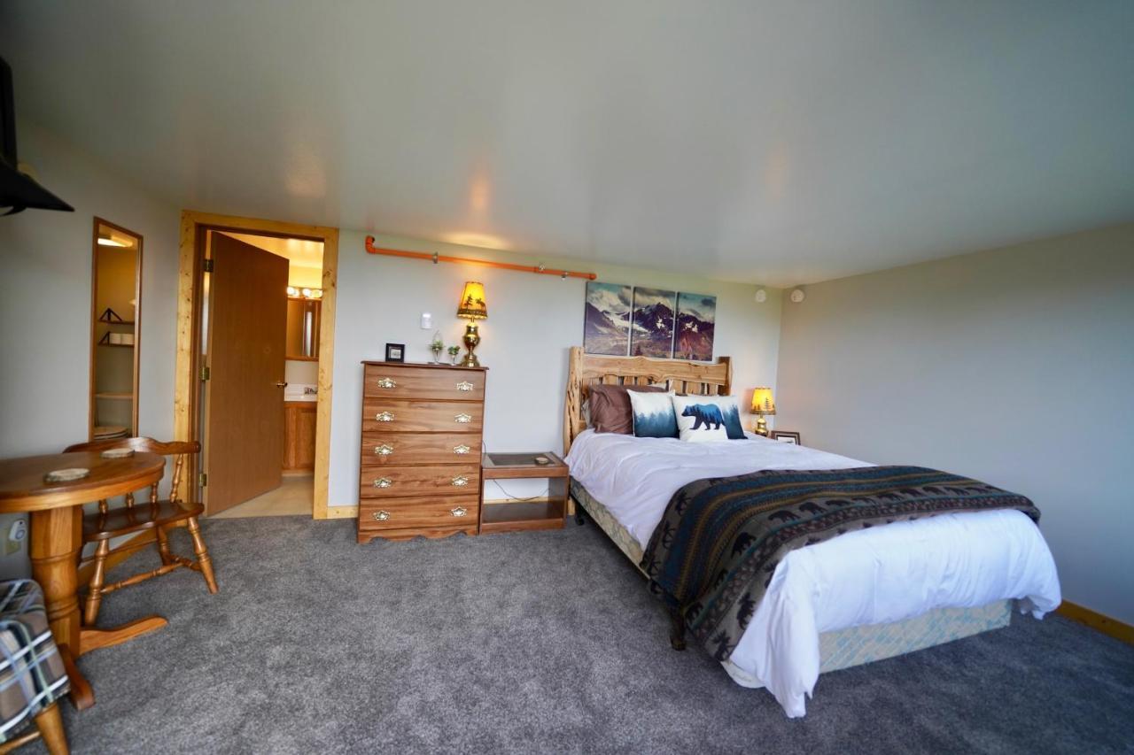 Flat Fish Lodge B&B And Event Center Homer Eksteriør billede